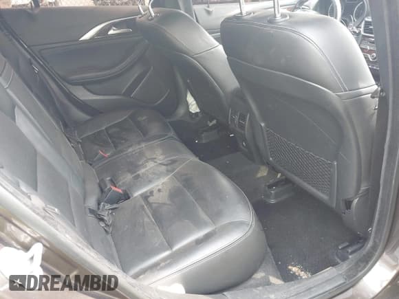 ✅ 2017 Infiniti QX30 Premium • VIN: SJKCH5CRXHA017856 • Lot: 42906275. Wystawiony na IAAI z przebiegiem 94 179 mil. Bezpłatny archiwum sprzedaży aukcyjnych z USA i szczegółowy raport historii pojazdu na DreamBid. Zdjęcie 8.