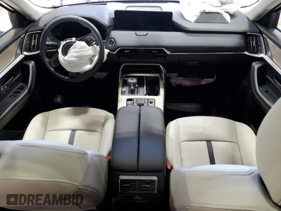 ✅ 2025 Mazda CX-90 Premium Sport • VIN: JM3KKCHD6S1245627 • Lot: 89458125. Wystawiony na Copart z przebiegiem Nie podano. Bezpłatny archiwum sprzedaży aukcyjnych z USA i szczegółowy raport historii pojazdu na DreamBid. Zdjęcie 8.