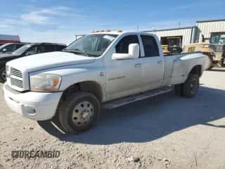 2006 Dodge 3500 SLT z VIN 3D7MX48C86G164397, wystawiony jako Copart lot #47233485 z przebiegiem 167 605 mil mil oraz Szkoda całkowita • Salvage title. Historia ofert i sprzedaży dostępna na DreamBid. Obrazek 1.