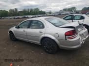 ✅ 2001 Dodge Stratus SE • VIN: 1B3EJ46U61N522786 • Lot: 55478205. Wystawiony na Copart z przebiegiem 88 051 mil. Bezpłatny archiwum sprzedaży aukcyjnych z USA i szczegółowy raport historii pojazdu na DreamBid. Zdjęcie 2.
