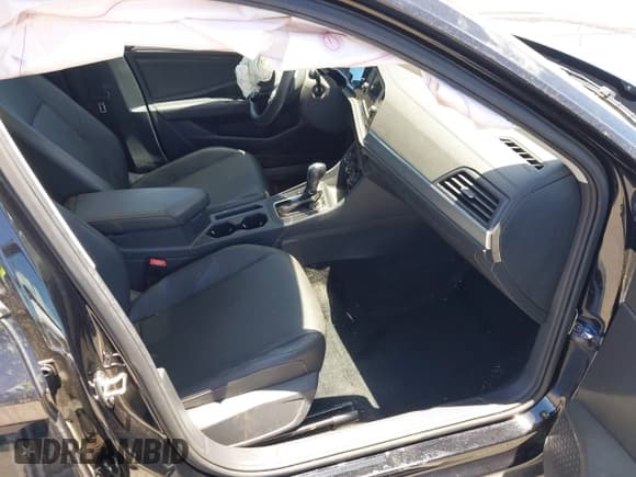 ✅ 2020 Volkswagen Jetta S • VIN: 3VWCB7BU5LM063996 • Лот: 42737506. Опубликован ранее на IAAI с пробегом 53 271 миль. Бесплатный доступ к архиву аукционных продаж из США и подробный отчёт об истории автомобиля на DreamBid. Изображение 5.