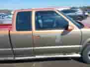 1999 Chevrolet S-10 LS Xtreme с VIN 1GCCS1944X8100486, выставлен на аукционе IAAI как лот 41644547 с пробегом 288 232 миль миль и . История ставок и продаж доступна на DreamBid. Изображение 14.