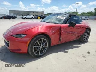 ✅ 2016 Mazda MX-5 Miata Grand Touring • VIN: JM1NDAD71G0105034 • Лот: 56299925. Опубликован ранее на Copart с пробегом 25 266 миль. Бесплатный доступ к архиву аукционных продаж из США и подробный отчёт об истории автомобиля на DreamBid. Изображение 1.
