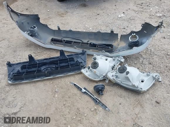 ✅ 2008 Toyota Tacoma PreRunner • VIN: 3TMJU62N48M052180 • Lot: 42758515. Listed on IAAI with 214,365 mi. Free auction sales archive from the USA and detailed vehicle history report at DreamBid. Image 12.