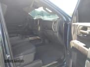 ✅ 2020 Chevrolet Silverado 1500 RST • VIN: 1GCUYEED3LZ113721 • Lot: 42639134. Wystawiony na IAAI z przebiegiem 228 411 mil. Bezpłatny archiwum sprzedaży aukcyjnych z USA i szczegółowy raport historii pojazdu na DreamBid. Zdjęcie 5.