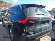 ✅ 2024 Toyota Highlander Hybrid Limited • VIN: 5TDACAB57RS019911 • Lot: 43516696. Listed on IAAI with 7,907 mi. Free auction sales archive from the USA and detailed vehicle history report at DreamBid. Image 3.