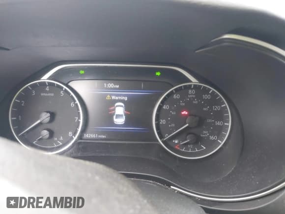 ✅ 2017 Nissan Maxima SR • VIN: 1N4AA6AP2HC396545 • Lot: 41910588. Listed on IAAI with 142,661 mi. Free auction sales archive from the USA and detailed vehicle history report at DreamBid. Image 15.