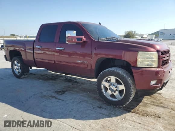 ✅ 2013 Chevrolet Silverado 2500HD LTZ • VIN: 1GC1KYE83DF127100 • Лот: 81968895. Опубликован ранее на Copart с пробегом 203 056 миль. Бесплатный доступ к архиву аукционных продаж из США и подробный отчёт об истории автомобиля на DreamBid. Изображение 4.