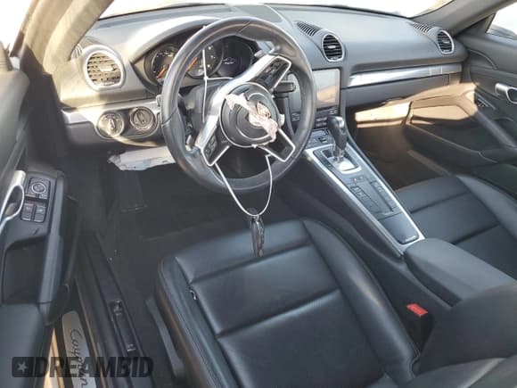 ✅ 2018 Porsche 718 Cayman • VIN: WP0AA2A87JK262265 • Lot: 72843263. Listed on Copart with 32,732 mi. Free auction sales archive from the USA and detailed vehicle history report at DreamBid. Image 8.