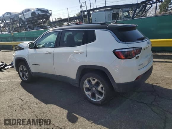 ✅ 2018 Jeep Compass Limited • VIN: 3C4NJDCB3JT329190 • Lot: 52369415. Listed on Copart with 75,830 mi. Free auction sales archive from the USA and detailed vehicle history report at DreamBid. Image 2.