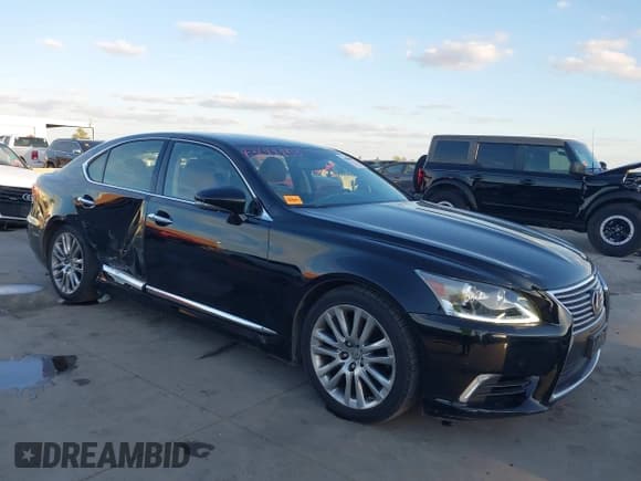 ✅ 2015 Lexus LS 460 • VIN: JTHBL5EF2F5134898 • Lot: 43688853. Listed on IAAI with 75,581 mi. Free auction sales archive from the USA and detailed vehicle history report at DreamBid. Image 1.