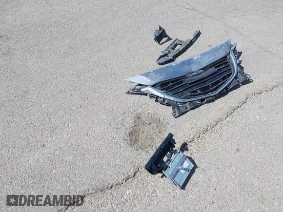 ✅ 2015 Mazda 3 S Grand Touring • VIN: JM1BM1M38F1256560 • Lot: 41655332. Wystawiony na IAAI z przebiegiem 121 179 mil. Bezpłatny archiwum sprzedaży aukcyjnych z USA i szczegółowy raport historii pojazdu na DreamBid. Zdjęcie 12.