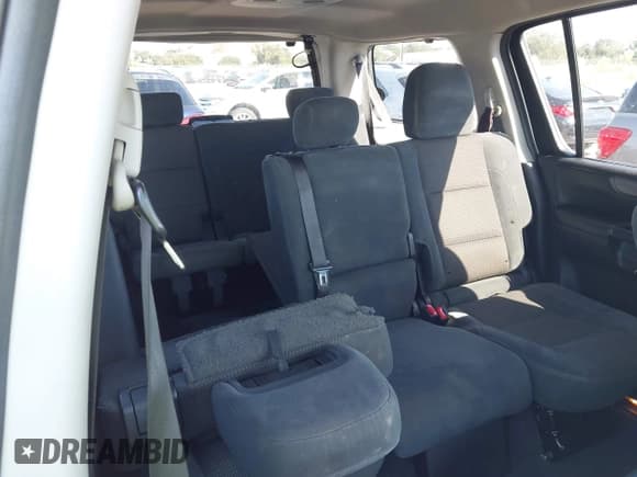 ✅ 2014 Nissan Armada SV • VIN: 5N1BA0ND5EN604036 • Lot: 43436250. Wystawiony na IAAI z przebiegiem 197 042 mil. Bezpłatny archiwum sprzedaży aukcyjnych z USA i szczegółowy raport historii pojazdu na DreamBid. Zdjęcie 8.