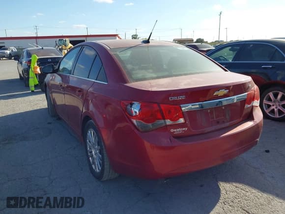 ✅ 2014 Chevrolet Cruze 1LT • VIN: 1G1PC5SB8E7306629 • Lot: 43700578. Listed on IAAI with 165,542 mi. Free auction sales archive from the USA and detailed vehicle history report at DreamBid. Image 3.