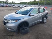 ✅ 2018 Honda HR-V LX • VIN: 3CZRU6H35JG710726 • Лот: 43045714. Опубликован ранее на IAAI с пробегом 57 636 миль. Бесплатный доступ к архиву аукционных продаж из США и подробный отчёт об истории автомобиля на DreamBid. Изображение 17.