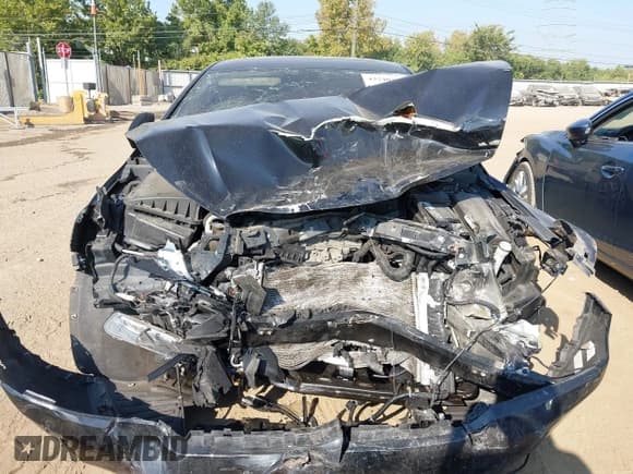 ✅ 2017 Chevrolet Impala Premier • VIN: 2G1145S37H9189270 • Lot: 43240370. Listed on IAAI with 101,185 mi. Free auction sales archive from the USA and detailed vehicle history report at DreamBid. Image 12.