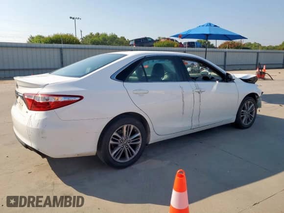 2016 Toyota Camry XLE с VIN 4T1BF1FKXGU244548, выставлен на аукционе Copart как лот 71154125 с пробегом 108 310 миль миль и Списание • Salvage title. История ставок и продаж доступна на DreamBid. Изображение 3.