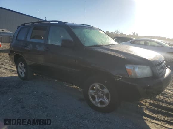 ✅ 2005 Toyota Highlander • VIN: JTEGD21A050113407 • Lot: 86635095. Listed on Copart with 268,816 mi. Free auction sales archive from the USA and detailed vehicle history report at DreamBid. Image 4.