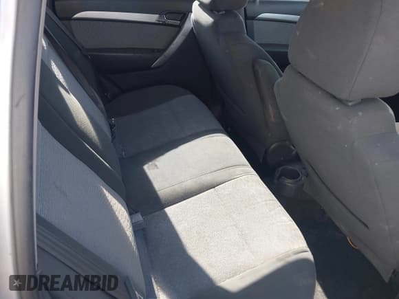 ✅ 2011 Chevrolet Aveo 2LT • VIN: KL1TG6DE9BB231866 • Lot: 42046966. Wystawiony na IAAI z przebiegiem 100 815 mil. Bezpłatny archiwum sprzedaży aukcyjnych z USA i szczegółowy raport historii pojazdu na DreamBid. Zdjęcie 8.