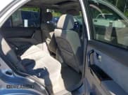 ✅ 2007 Kia Sorento LX • VIN: KNDJD736175714024 • Lot: 43603141. Wystawiony na IAAI z przebiegiem 181 556 mil. Bezpłatny archiwum sprzedaży aukcyjnych z USA i szczegółowy raport historii pojazdu na DreamBid. Zdjęcie 8.