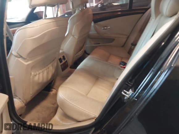 ✅ 2008 BMW 5 Series 528i • VIN: WBANU53528CT03030 • Lot: 42563224. Listed on IAAI with 198,837 mi. Free auction sales archive from the USA and detailed vehicle history report at DreamBid. Image 8.