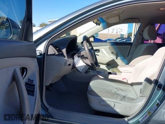 ✅ 2008 Toyota Camry LE • VIN: 4T4BE46KX8R014097 • Lot: 43815121. Listed on IAAI with 156,648 mi. Free auction sales archive from the USA and detailed vehicle history report at DreamBid. Image 5.