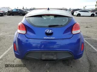 ✅ 2013 Hyundai Veloster w/Gray Int • VIN: KMHTC6AD9DU142088 • Lot: 83217374. Wystawiony na Copart z przebiegiem 83 328 mil. Bezpłatny archiwum sprzedaży aukcyjnych z USA i szczegółowy raport historii pojazdu na DreamBid. Zdjęcie 6.