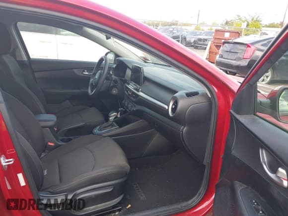 ✅ 2020 Kia Forte LXS • VIN: 3KPF24ADXLE145152 • Lot: 43380968. Listed on IAAI with 59,514 mi. Free auction sales archive from the USA and detailed vehicle history report at DreamBid. Image 5.