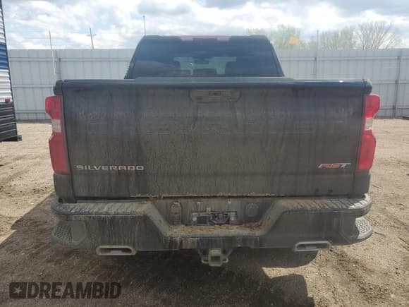 ✅ 2022 Chevrolet Silverado 1500 RST • VIN: 1GCUYEET0NZ230148 • Лот: 55269345. Опубликован ранее на Copart с пробегом 75 939 миль. Бесплатный доступ к архиву аукционных продаж из США и подробный отчёт об истории автомобиля на DreamBid. Изображение 6.