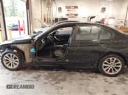 ✅ 2016 BMW 3 Series 320i xDrive • VIN: WBA8E5G53GNU20865 • Lot: 43391749. Listed on IAAI with 101,160 mi. Free auction sales archive from the USA and detailed vehicle history report at DreamBid. Image 14.