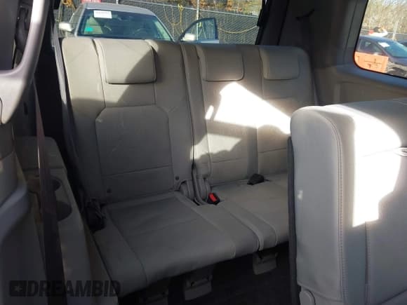 ✅ 2011 Honda Pilot LX • VIN: 5FNYF4H21BB073333 • Lot: 43653703. Listed on IAAI with Not provided. Free auction sales archive from the USA and detailed vehicle history report at DreamBid. Image 12.