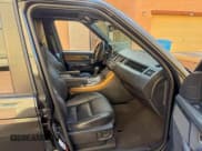 ✅ 2013 Land Rover Range Rover Sport HSE • VIN: SALSF2D42DA786957 • Лот: 95334075. Опубликован ранее на Copart с пробегом 90 245 миль. Бесплатный доступ к архиву аукционных продаж из США и подробный отчёт об истории автомобиля на DreamBid. Изображение 5.