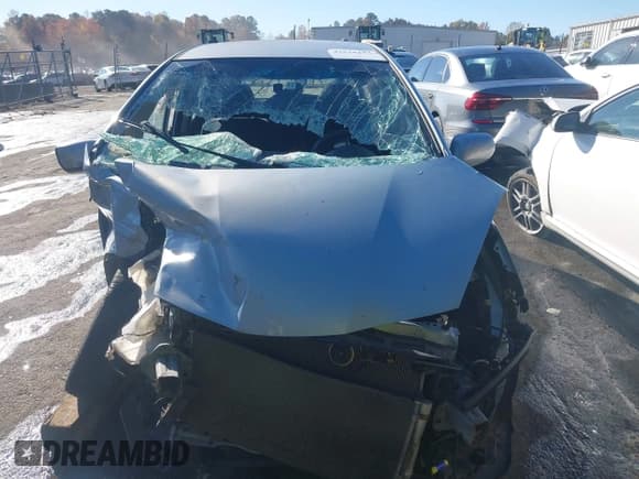 ✅ 2010 Honda Fit Sport • VIN: JHMGE8H41AC032945 • Lot: 43618133. Wystawiony na IAAI z przebiegiem 94 414 mil. Bezpłatny archiwum sprzedaży aukcyjnych z USA i szczegółowy raport historii pojazdu na DreamBid. Zdjęcie 13.