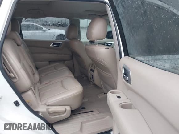 ✅ 2015 Nissan Pathfinder S • VIN: 5N1AR2MN6FC617045 • Lot: 43539820. Listed on IAAI with 173,606 mi. Free auction sales archive from the USA and detailed vehicle history report at DreamBid. Image 8.