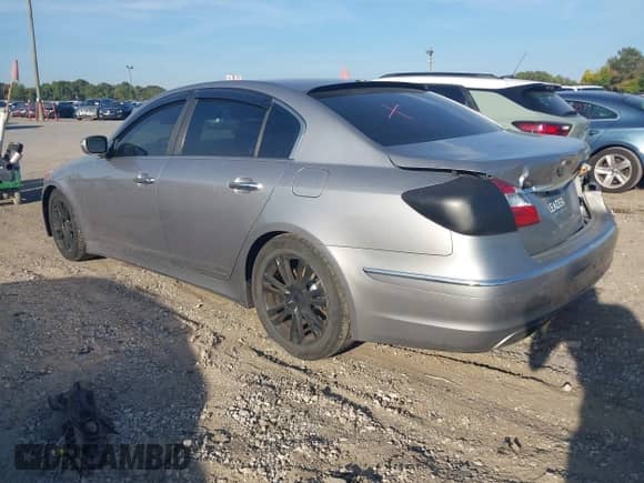 2012 Hyundai Genesis 4.6L with VIN KMHGC4DF5CU207343, listed as a IAAI auction lot 43236334 with 77,533 mi miles and . Bid and sale history available at DreamBid. Image 3.