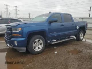 ✅ 2017 Chevrolet Silverado 1500 LT • VIN: 3GCUKREH5HG269469 • Лот: 59194645. Опубликован ранее на Copart с пробегом 98 324 миль. Бесплатный доступ к архиву аукционных продаж из США и подробный отчёт об истории автомобиля на DreamBid. Изображение 1.