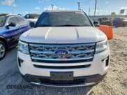 ✅ 2018 Ford Explorer XLT • VIN: 1FM5K7D82JGA66918 • Lot: 93056415. Wystawiony na Copart z przebiegiem 53 520 mil. Bezpłatny archiwum sprzedaży aukcyjnych z USA i szczegółowy raport historii pojazdu na DreamBid. Zdjęcie 5.