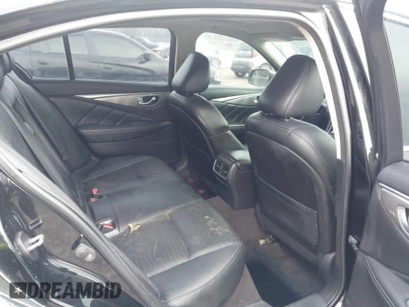 ✅ 2018 Infiniti Q50 Luxe • VIN: JN1EV7AP3JM590056 • Lot: 43911023. Wystawiony na IAAI z przebiegiem 87 608 mil. Bezpłatny archiwum sprzedaży aukcyjnych z USA i szczegółowy raport historii pojazdu na DreamBid. Zdjęcie 8.