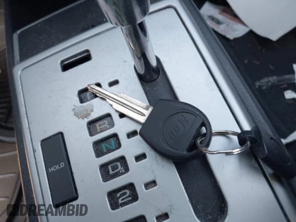 ✅ 2010 Chevrolet Aveo 1LT • VIN: KL1TD5DE8AB107671 • Lot: 42962431. Listed on IAAI with 83,092 mi. Free auction sales archive from the USA and detailed vehicle history report at DreamBid. Image 11.