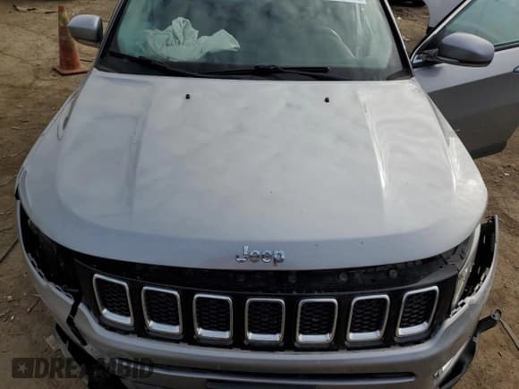 ✅ 2018 Jeep Compass Limited • VIN: 3C4NJDCB4JT200410 • Лот: 52582405. Опубликован ранее на Copart с пробегом 92 182 миль. Бесплатный доступ к архиву аукционных продаж из США и подробный отчёт об истории автомобиля на DreamBid. Изображение 12.