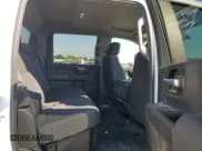 ✅ 2021 Chevrolet Silverado 2500HD Custom • VIN: 1GC4YME74MF288597 • Lot: 65971905. Wystawiony na Copart z przebiegiem 58 694 mil. Bezpłatny archiwum sprzedaży aukcyjnych z USA i szczegółowy raport historii pojazdu na DreamBid. Zdjęcie 10.