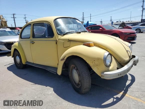 ✅ 1973 Volkswagen Beetle • VIN: 1332230723 • Lot: 57109315. Listed on Copart with 12,672 mi. Free auction sales archive from the USA and detailed vehicle history report at DreamBid. Image 4.