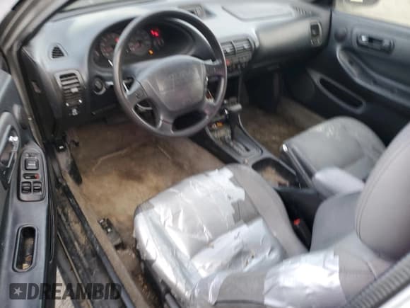 ✅ 1997 Acura Integra GS • VIN: JH4DC4465VS013917 • Лот: 87654165. Опубликован ранее на Copart с пробегом 218 585 миль. Бесплатный доступ к архиву аукционных продаж из США и подробный отчёт об истории автомобиля на DreamBid. Изображение 8.