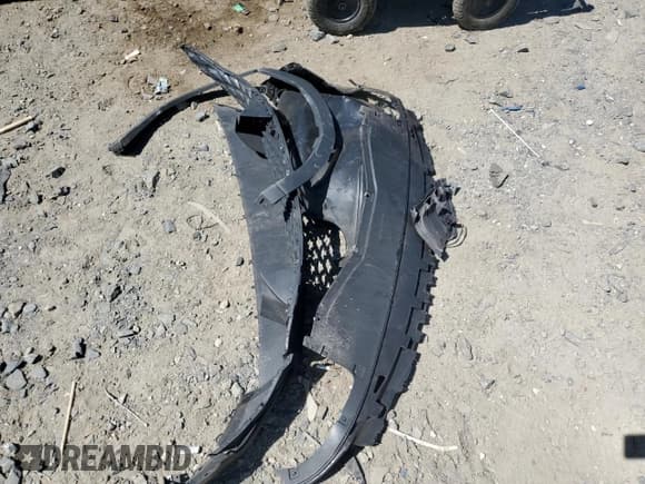 ✅ 2022 Volkswagen ID.4 Pro S • VIN: WVGTMPE26NP050416 • Lot: 70428625. Listed on Copart with 20,840 mi. Free auction sales archive from the USA and detailed vehicle history report at DreamBid. Image 13.