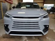 ✅ 2024 Lexus TX 500h F Sport Premium • VIN: 5TDABAB6XRS002158 • Lot: 70672685. Wystawiony na Copart z przebiegiem 24 321 mil. Bezpłatny archiwum sprzedaży aukcyjnych z USA i szczegółowy raport historii pojazdu na DreamBid. Zdjęcie 5.