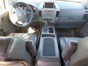 ✅ 2005 Nissan Titan LE • VIN: 1N6AA07A75N532448 • Лот: 81325175. Опубликован ранее на Copart с пробегом 281 552 миль. Бесплатный доступ к архиву аукционных продаж из США и подробный отчёт об истории автомобиля на DreamBid. Изображение 8.