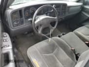 ✅ 2004 Chevrolet Silverado 2500HD LS • VIN: 1GCHK29U54E393775 • Lot: 54620215. Wystawiony na Copart z przebiegiem 207 992 mil. Bezpłatny archiwum sprzedaży aukcyjnych z USA i szczegółowy raport historii pojazdu na DreamBid. Zdjęcie 8.