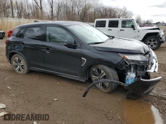 ✅ 2024 Mitsubishi Outlander S • VIN: JA4ARUAUXRU000574 • Lot: 49428884. Listed on Copart with 8,749 mi. Free auction sales archive from the USA and detailed vehicle history report at DreamBid. Image 4.