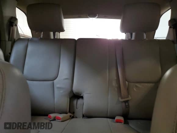 2005 Chevrolet Equinox LT с VIN 2CNDL63F356176076, выставлен на аукционе Copart как лот 76069354 с пробегом 271 859 миль миль и Списание • Salvage title. История ставок и продаж доступна на DreamBid. Изображение 10.