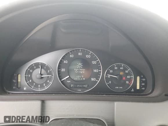 ✅ 2009 Mercedes-Benz CLK 350 • VIN: WDBTJ56H49F266800 • Lot: 66773475. Listed on Copart with 113,592 mi. Free auction sales archive from the USA and detailed vehicle history report at DreamBid. Image 9.